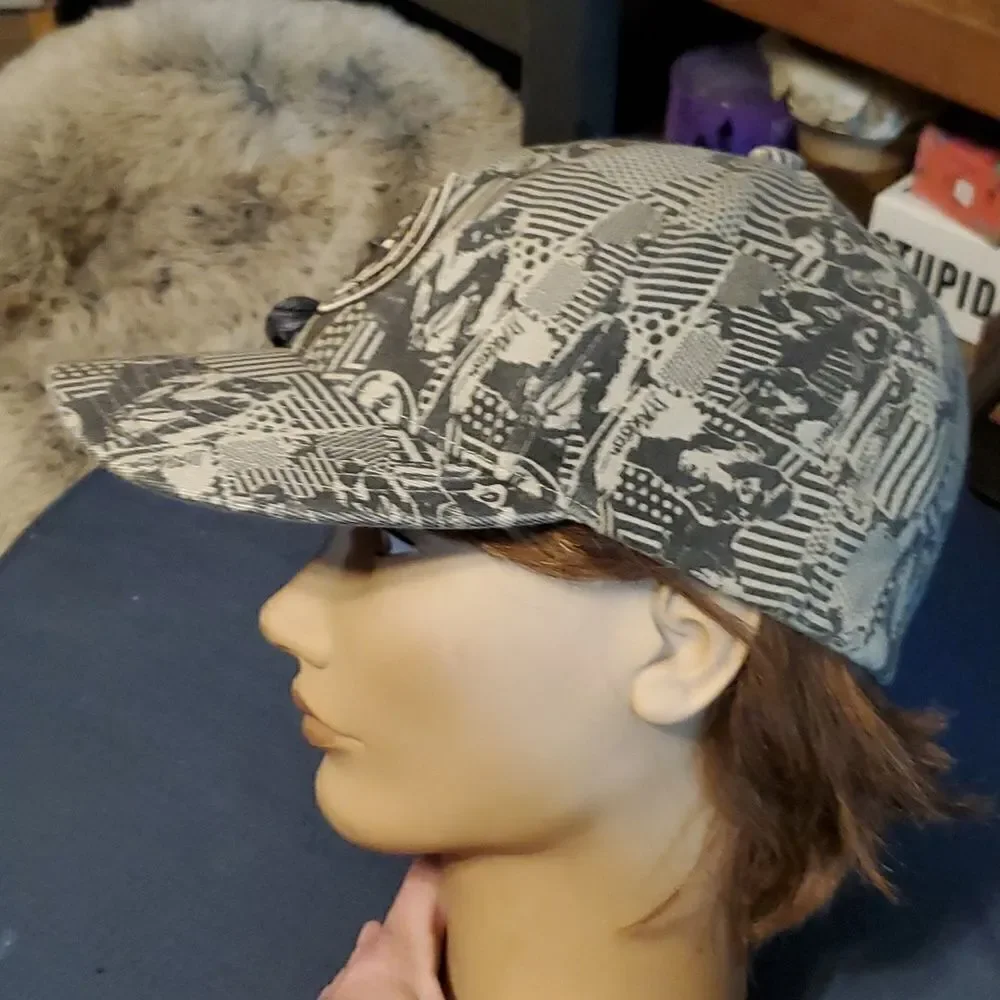DRACONIS OBSCURO tan Ball Cap - Printed, Embroidered, Fitted Flex Fit Size: S-M‎